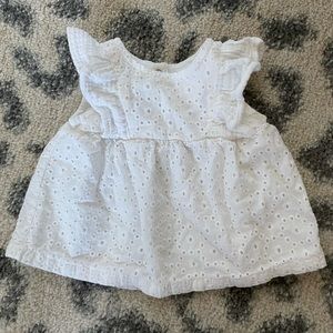 Cat & Jack white ruffle sleeve shirt 3-6 months baby